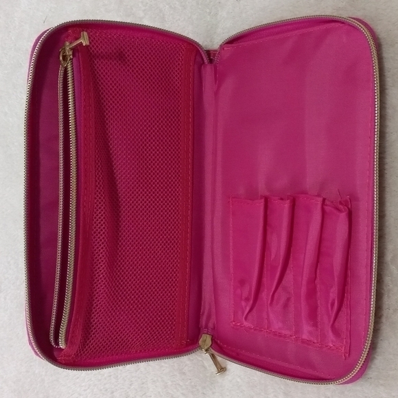 Isaac Mizrahi Pink and Red Floral Cosmetic Make Up Brush Travel Bag - Picture 7 of 7